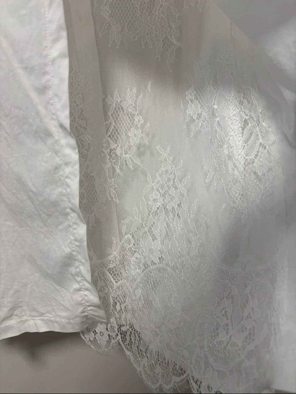 NWOT CREAM Women's White Lace-Back Button-Up Blouse - Picture 8 of 12